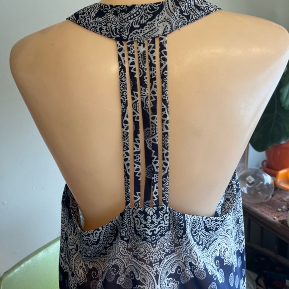 Elodie Sheer Sleeveless Bandana Print Blouse with Cut Out String Back - Picture 4 of 7